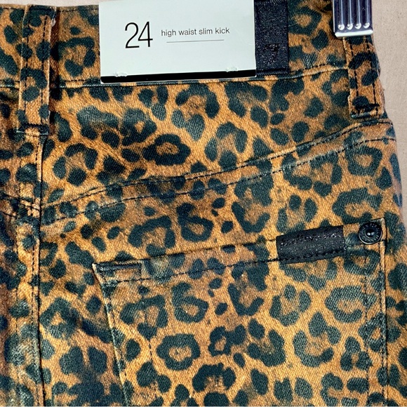 7 For All Mankind Leopard Coated High Rise Slim Fit Kick Flare Jeans 24 - Picture 5 of 8